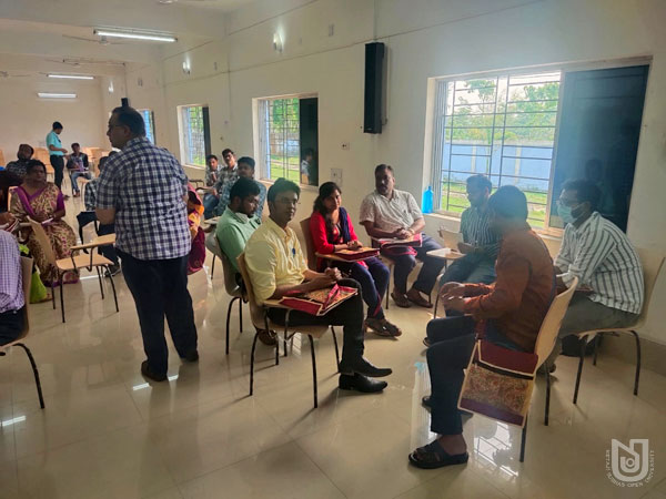 3-day workshop on 'F2F, Online and Blended Learning' at Jalpaiguri RC (supported by CEMCA & AAOU) on 08-10.04.2022.