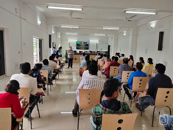 3-day workshop on 'F2F, Online and Blended Learning' at Jalpaiguri RC (supported by CEMCA & AAOU) on 08-10.04.2022.