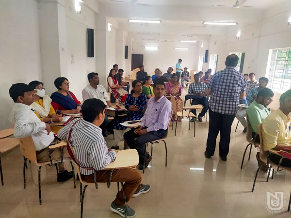 3-day workshop on 'F2F, Online and Blended Learning' at Jalpaiguri RC (supported by CEMCA & AAOU) on 08-10.04.2022.