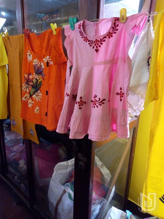 Apparels, Art/Craft exhibition by SVS students at Nari Sikhsa Samiti (V24), Kolkata on 06-08.04.2022.